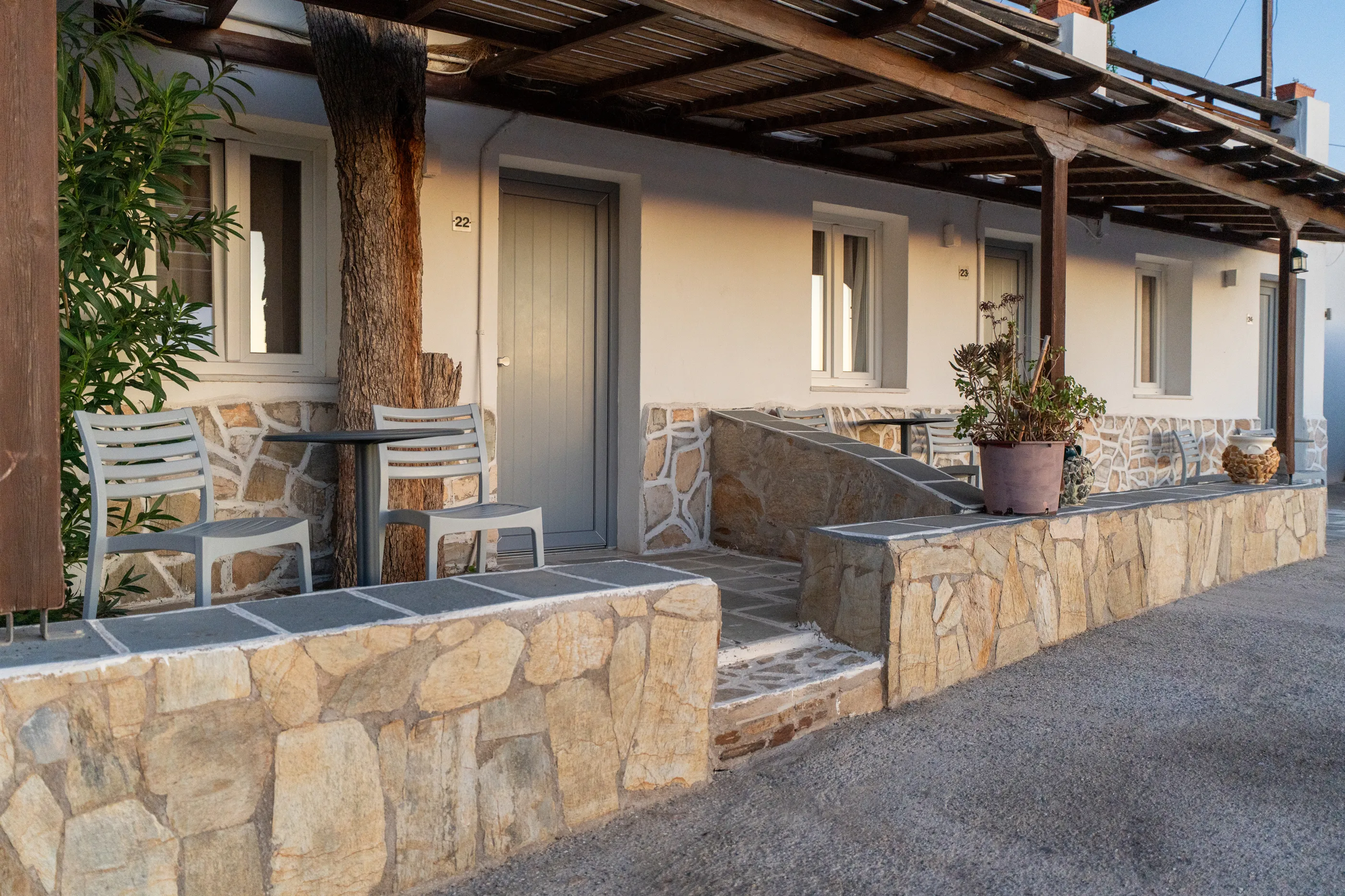 SkalaSunset junior double exterior with stone facade and private entrance