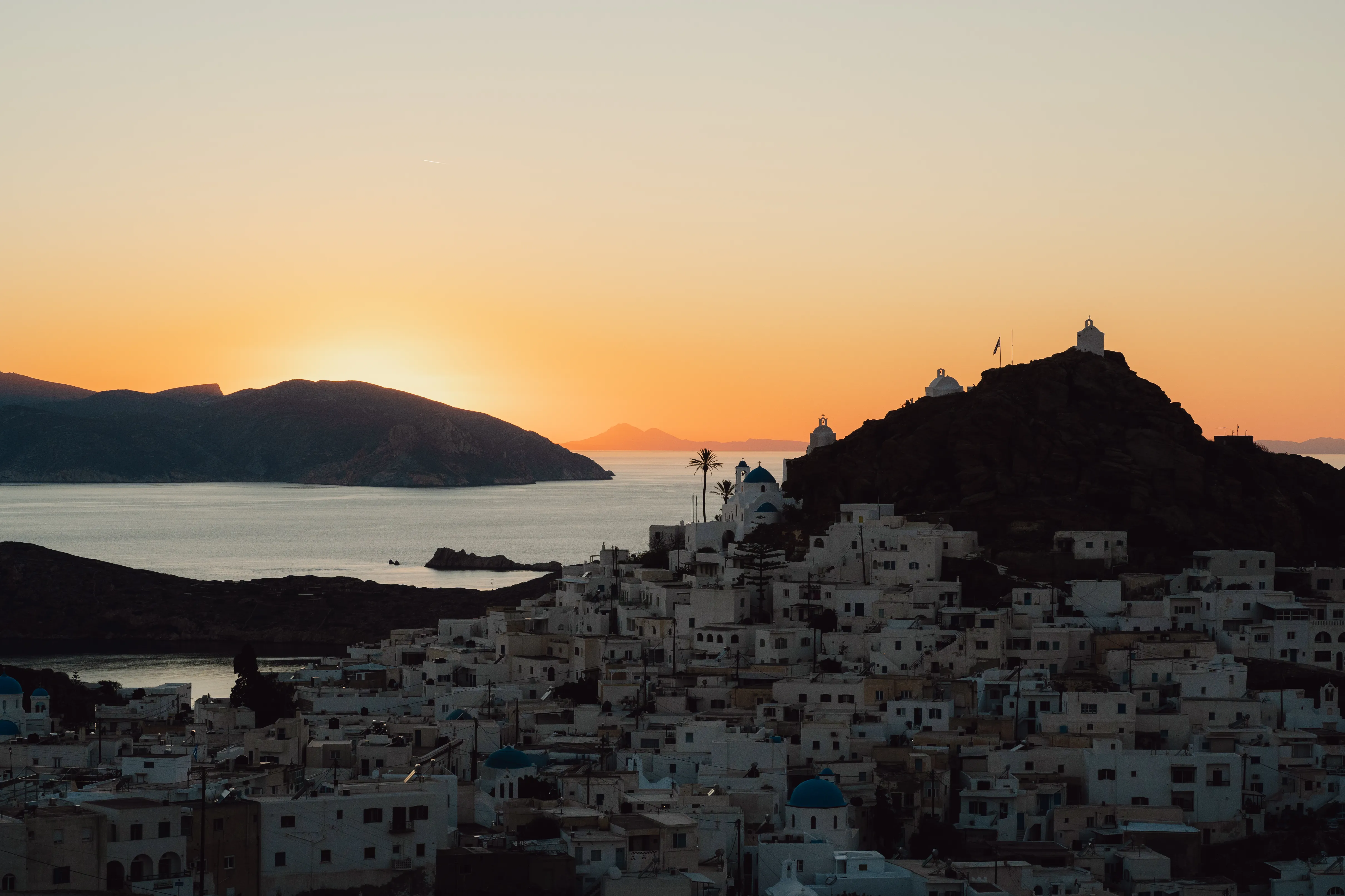 SkalaSunset panoramic sunset view of Chora Ios and the bay